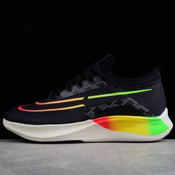 Nike Zoom Fly 4